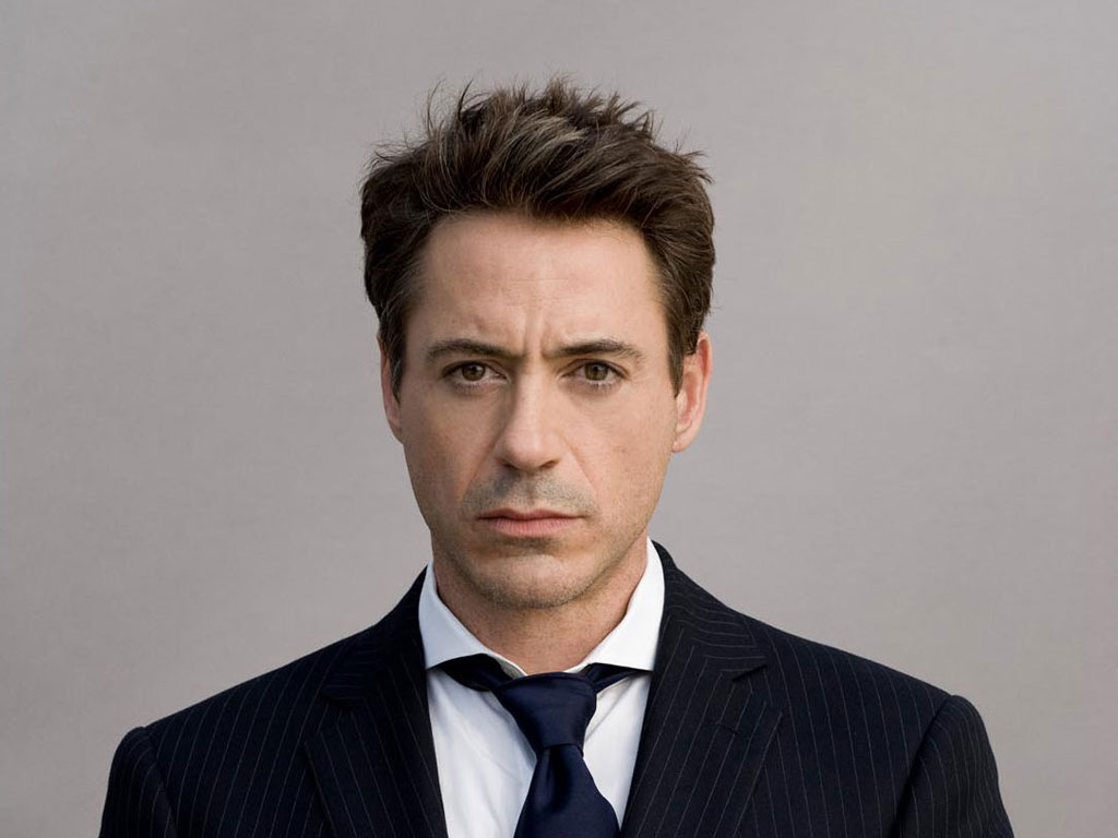Robert Downey Jr. Goes Viral with Blue Hair Selfie - wide 2